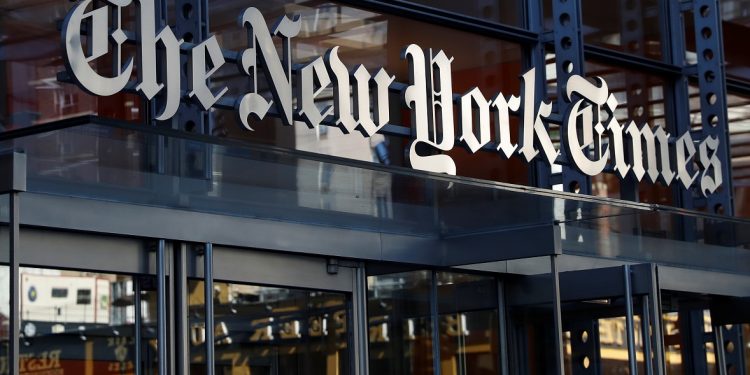 FILE PHOTO: The New York Times building is seen in Manhattan, New York, U.S., August 3, 2020. REUTERS/Shannon Stapleton